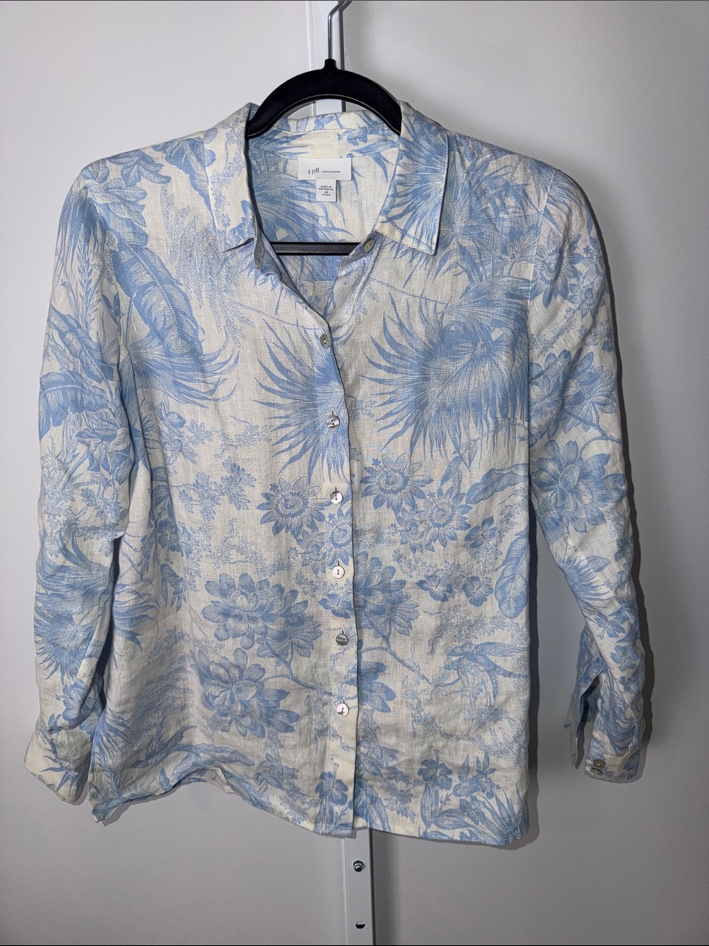 J. Jill Light Blue Floral Button-Down Shirt
